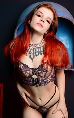 Porn Model Redhead Passion