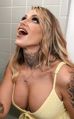 Porn Model Stephanie Love